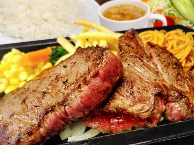 国産牛肩ロースステーキ&国産牛内モモステーキ(ライス・スープ・サラダ付)